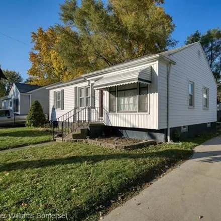 Buy this 3 bed house on 1340 Kingsley Street in Mount Clemens, MI 48043