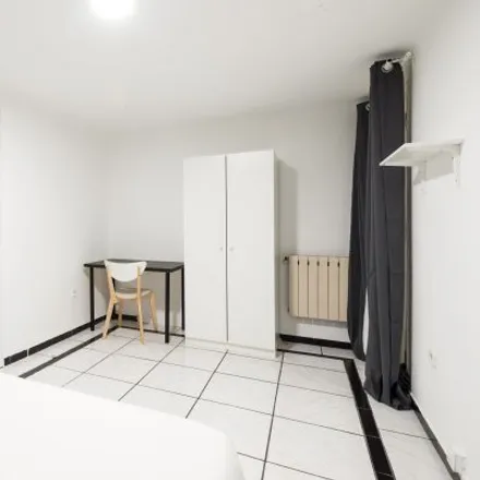 Rent this 11 bed room on Madrid in Calle de la Colegiata, 9