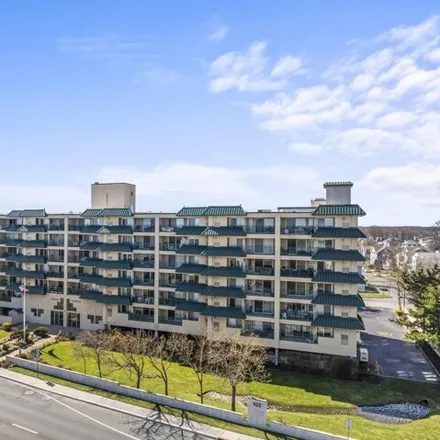 Image 3 - Ocean Pointe, Clifton Avenue, North Long Branch, Long Branch, NJ 07750, USA - Condo for sale