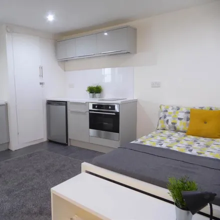 Rent this 1 bed apartment on Kirklees College: Huddersfield Centre in Manchester Road, Huddersfield