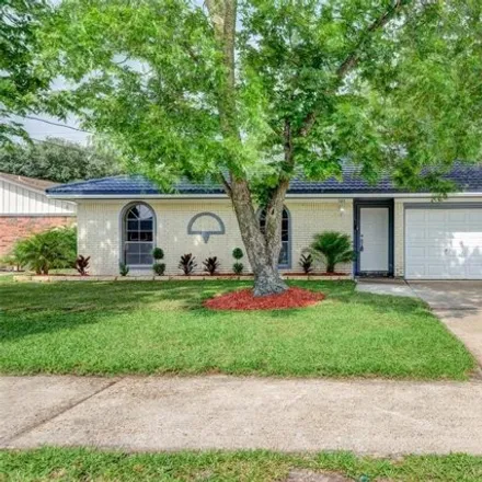 Rent this 3 bed house on 702 Yale Lane in Deer Park, TX 77536