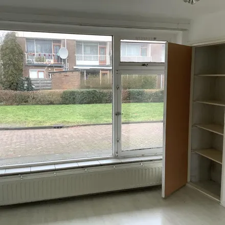 Rent this 4 bed apartment on Mauritslaan 1020 in 2181 SN Hillegom, Netherlands