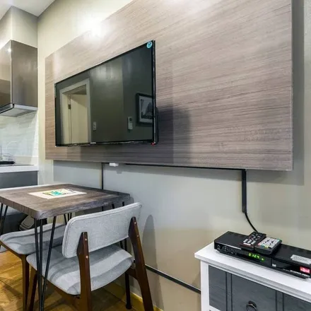 Rent this 1 bed condo on District I in Makati, Southern Manila District