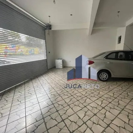 Rent this 4 bed house on Avenida Joaquim Chavasco in Jardim Mauá, Mauá - SP