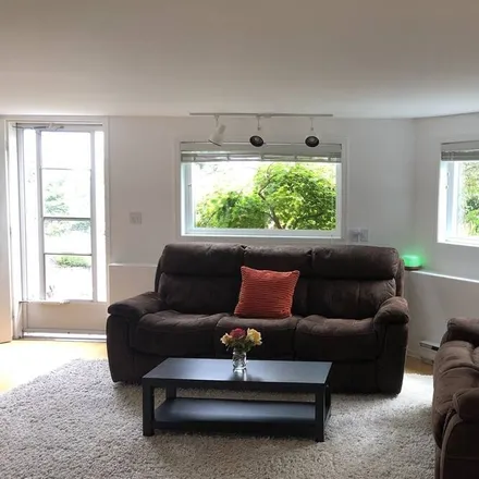 Rent this 1 bed house on Uplands in Victoria, BC V8P 1B5