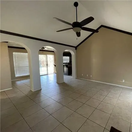 Image 3 - 2865 Sofia Avenue, Seville Park Number 1 Colonia, Edinburg, TX 78542, USA - House for rent