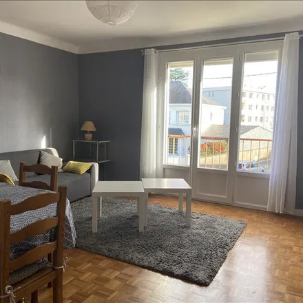 Rent this 2 bed apartment on unnamed road in 85290 Mortagne-sur-Sèvre, France