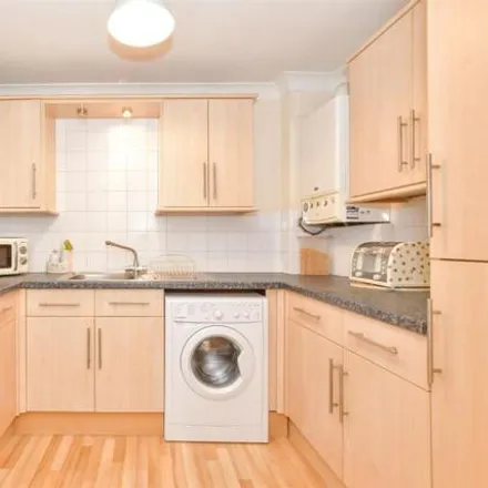 Image 2 - Southbourne, Guildford Close, PO10 8LW, United Kingdom - Apartment for sale