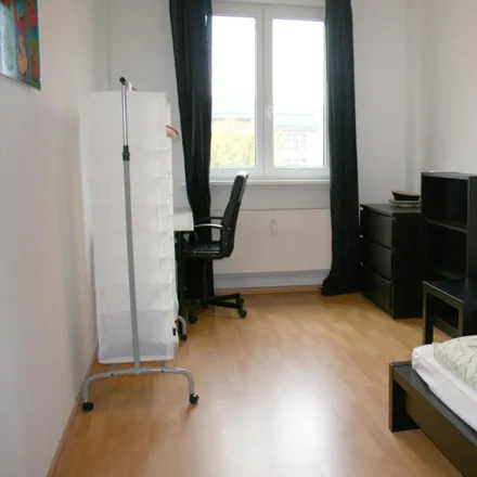 Rent this 3 bed room on Turmstraße 54 in 10551 Berlin, Germany