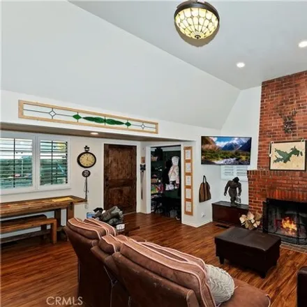 Image 5 - 247 Oak Dr, California, 92352 - House for sale