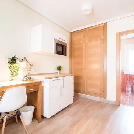 Rent this 1 bed apartment on Paseo de Santa María de la Cabeza in 28045 Madrid, Spain
