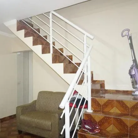 Rent this 3 bed house on Rua Salvador de Queiroz in Ermelino Matarazzo, São Paulo - SP