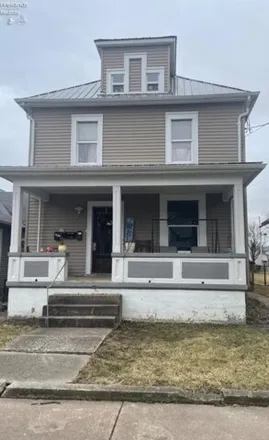 Buy this studio house on 1520 Pearl St in Sandusky, Ohio