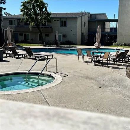 Image 3 - 21839 Roscoe Boulevard, Los Angeles, CA 91304, USA - Condo for sale