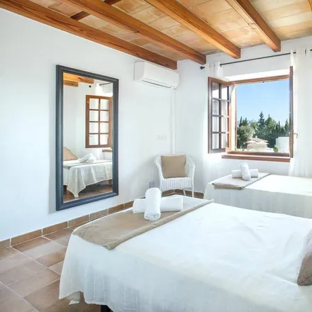 Rent this 5 bed house on Mallorca in carrer de Vicente Tofiño, 07007 Palma