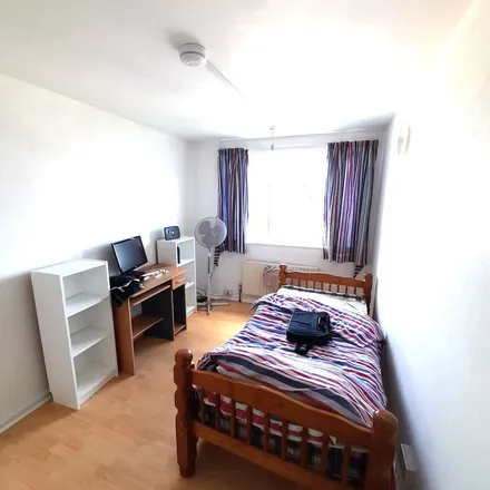 Rent this 2 bed apartment on Uxbridge Road in London, UB3 2DJ