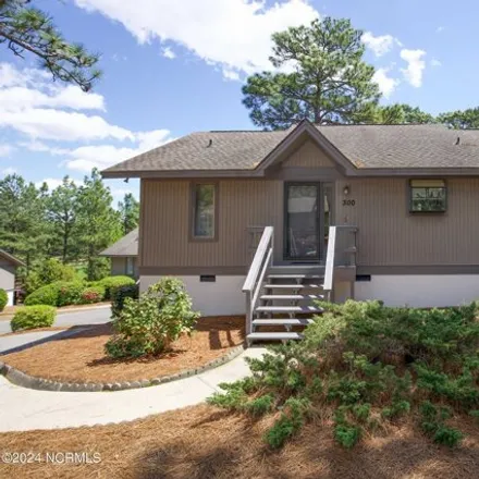 Image 1 - 302 Barton Hills Court, Pinehurst, NC 28374, USA - House for sale