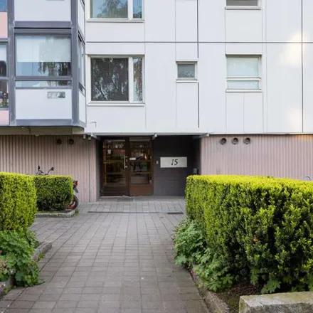 Rent this 2 bed apartment on Vårvädersgatan 9 in 418 30 Gothenburg, Sweden