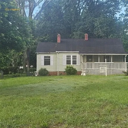 Buy this 3 bed house on 847 South Hoskins Road in Charlotte, NC 28208