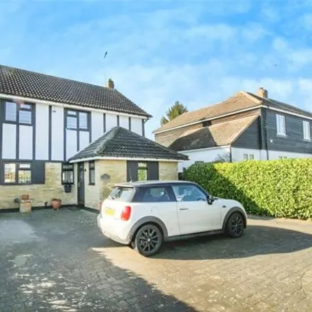 Buy this 4 bed house on Church in Brentwood Road, Ingrave