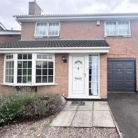 Rent this 4 bed house on Hollinwell Court in West Bridgford, NG12 4DW