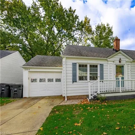 Buy this 2 bed house on 5164 Bridgewater Road in Lyndhurst, OH 44124