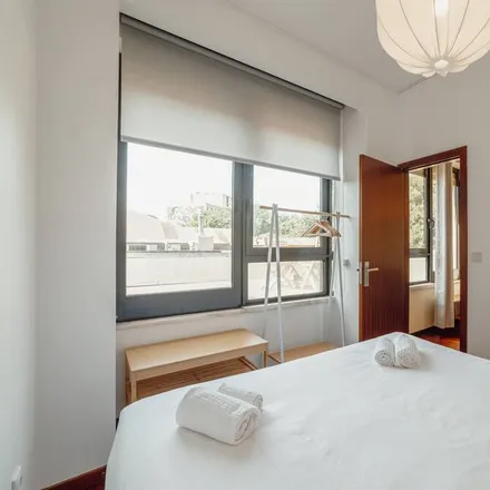 Rent this 1 bed apartment on 4100-421 Distrito de Leiria