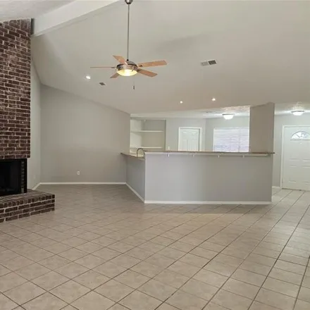 Image 5 - 13537 Piney Oaks Drive, Harris County, TX 77065, USA - House for sale