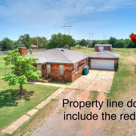 Image 2 - 8216 S Douglas Ave, Oklahoma City, Oklahoma, 73139 - House for sale