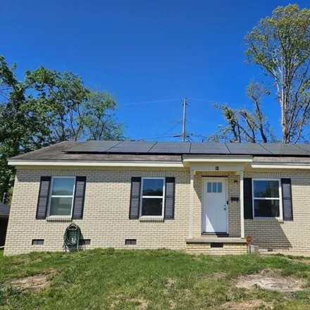 Buy this 3 bed house on 91 White Oak Ln in Little Rock, Arkansas
