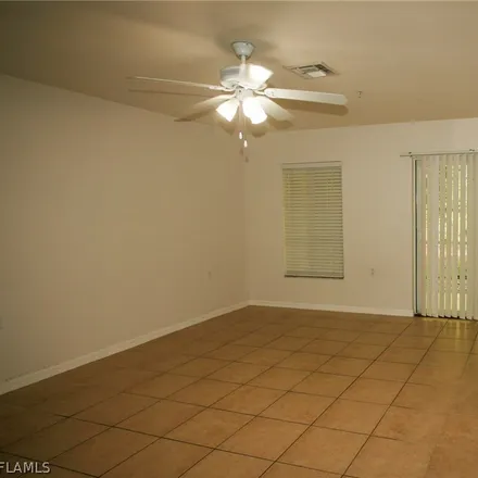 Image 6 - 399 Brook Drive, Lehigh Acres, FL 33974, USA - Townhouse for rent