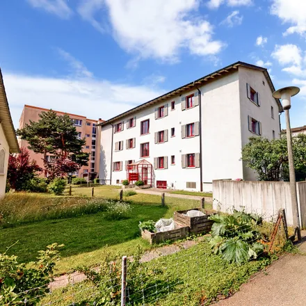 Rent this 2 bed apartment on Guldislooweg 17 in 8620 Wetzikon (ZH), Switzerland