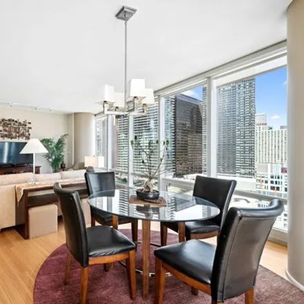 Image 8 - 340 on the Park, 340 East Randolph Street, Chicago, IL 60601, USA - Condo for sale
