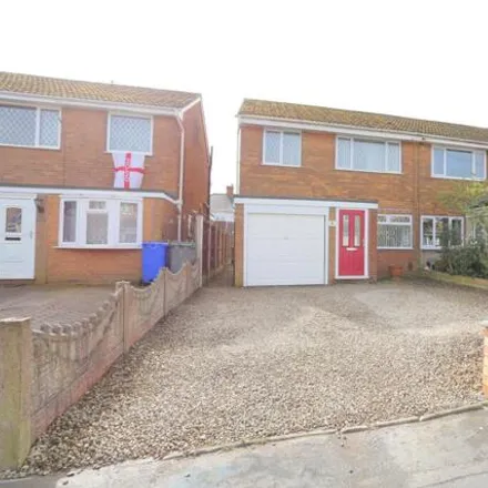 Buy this 3 bed duplex on Shardlow Close in Fenton, ST4 2NZ