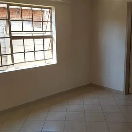 Image 4 - Clive Street, Chantelle, Akasia, 0118, South Africa - Apartment for rent