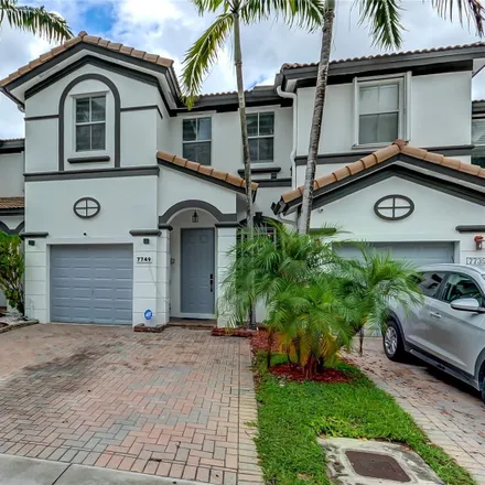 Image 2 - 7749 Northwest 116th Path, Medley, Doral, FL 33178, USA - Townhouse for sale