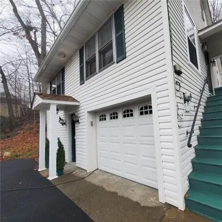 Rent this 1 bed house on 32 Cherry Street in Village of Highland Falls, Highlands