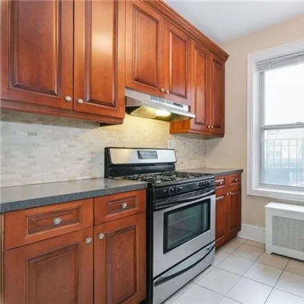 Buy this studio apartment on 1468 Midland Avenue in City of Yonkers, NY 10708