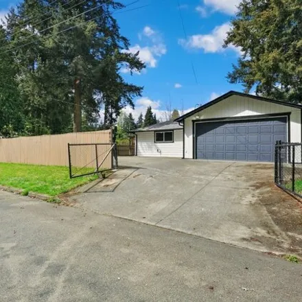 Buy this 3 bed house on NE 8th St & 164th Ave NE in Northeast 8th Street, Bellevue