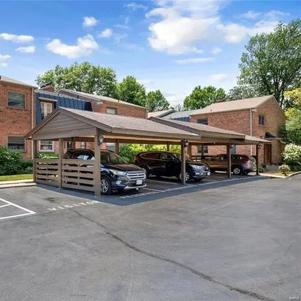 Image 6 - 426 South Kirkwood Road, Kirkwood, MO 63122, USA - Condo for sale