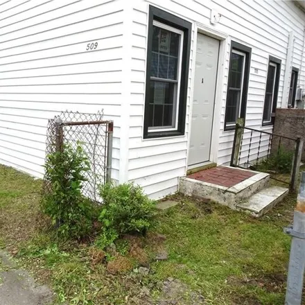 Buy this studio house on 3509 Gosnold Ave in Norfolk, Virginia