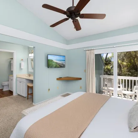 Rent this 3 bed condo on Edisto Beach in SC, 29438