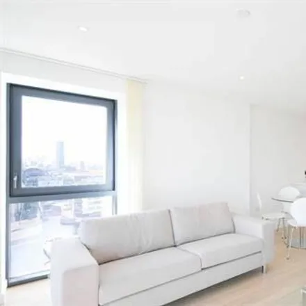 Rent this 2 bed room on Yabsley Street in London, E14 9RG