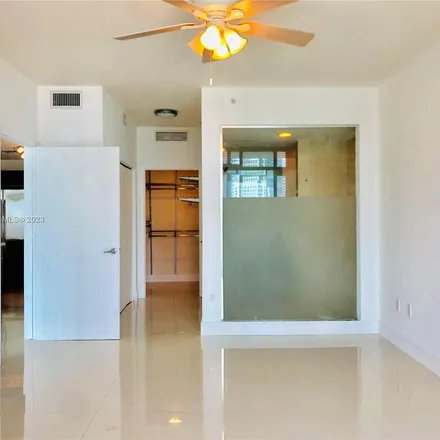 Image 4 - 91 Southwest 3rd Street, Miami, FL 33130, USA - Apartment for rent