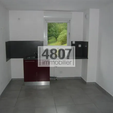 Image 1 - unnamed road, 74950 Scionzier, France - Apartment for rent