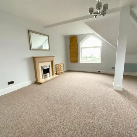 Image 6 - Middle Warberry Road, Torquay, TQ1 1RP, United Kingdom - Apartment for sale