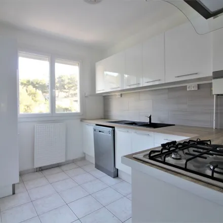 Image 2 - unnamed road, 13009 Marseille, France - Apartment for rent