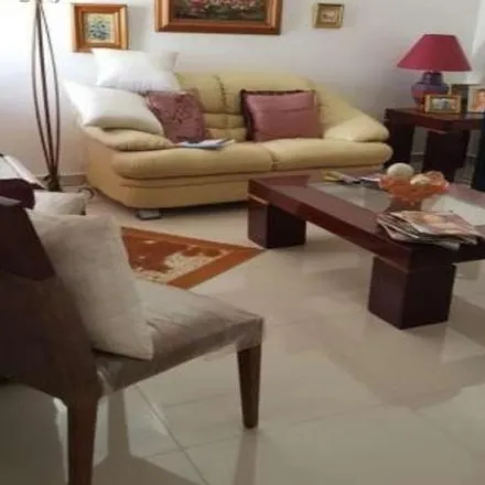 Buy this 2 bed house on Rua 23 in Serra Grande, Niterói - RJ