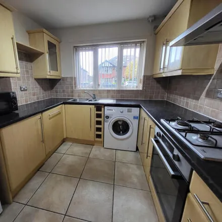 Image 3 - 333B Wilbraham Road, Manchester, M16 8GL, United Kingdom - Townhouse for sale