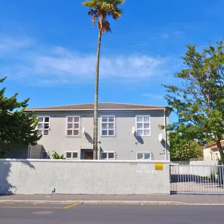 Rent this 2 bed apartment on Imam Haron Road in Claremont, Cape Town